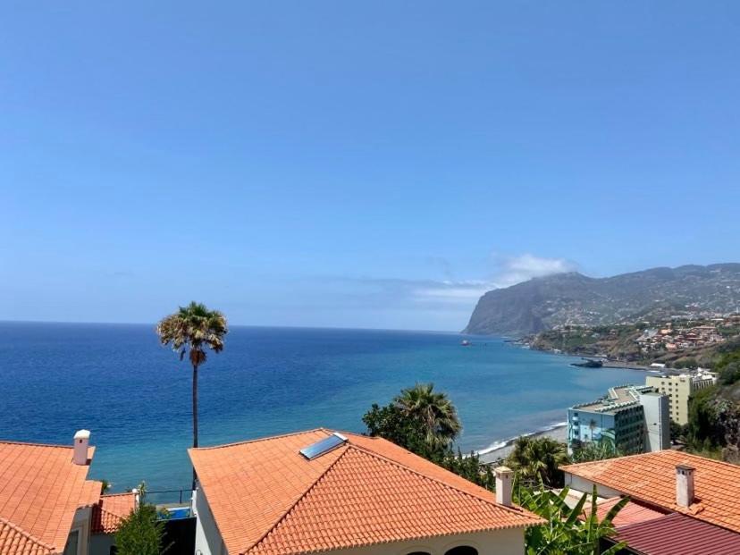 Ocean Cliffs Apartments Funchal  Buitenkant foto
